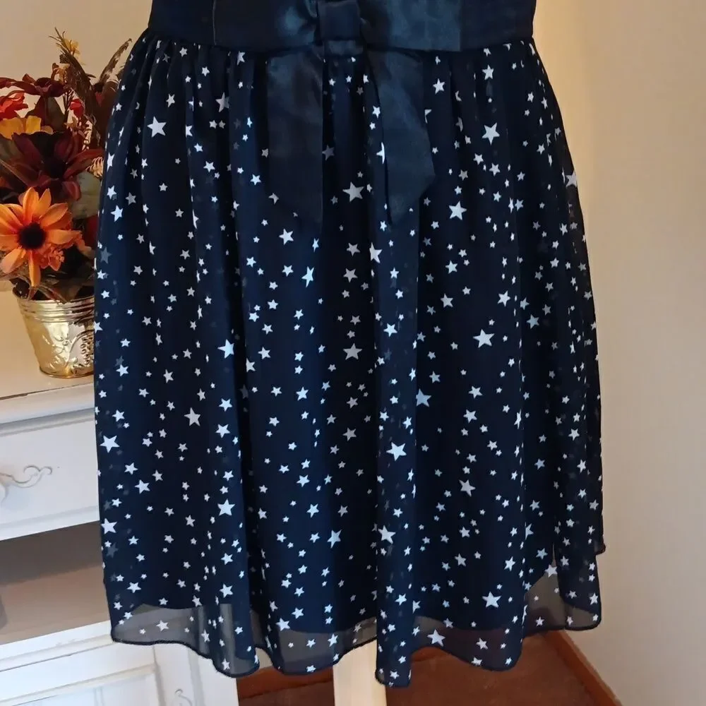 B. SMART Dress - Picture 3 of 13